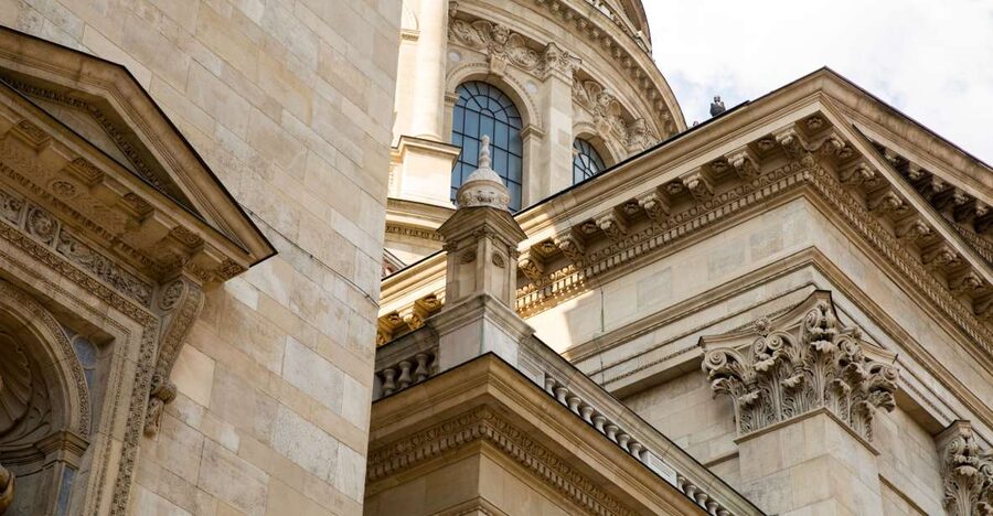 Full Day Budapest City Tour with Lunch, Wine & Dessert - Key highlights at a glance