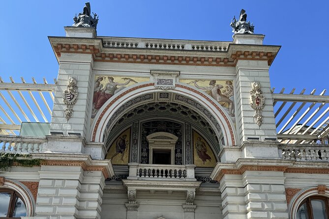 Gems of the Budapest Castle District Walking Tour - Fisherman’s Bastion: double-cross symbolism and big Pest views
