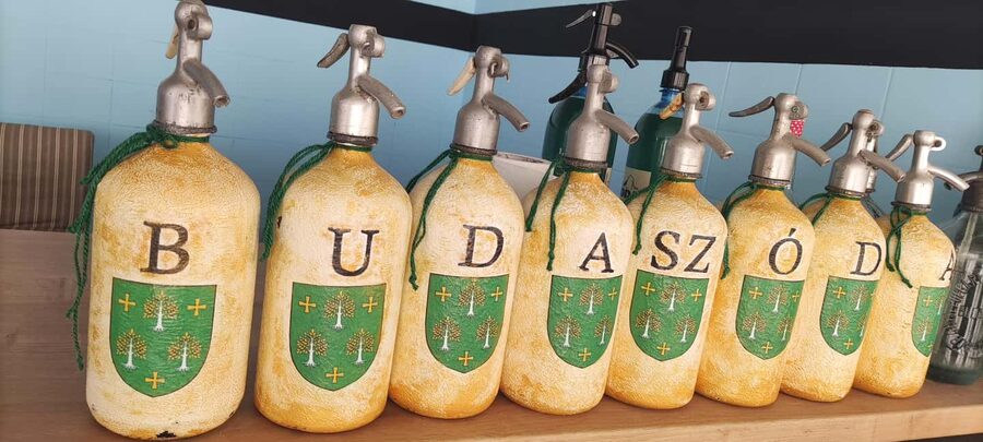German tour: Central Market Hall of Budapest with tastings - Finding Your Way at Csarnok tér 1 (No Guesswork Needed)