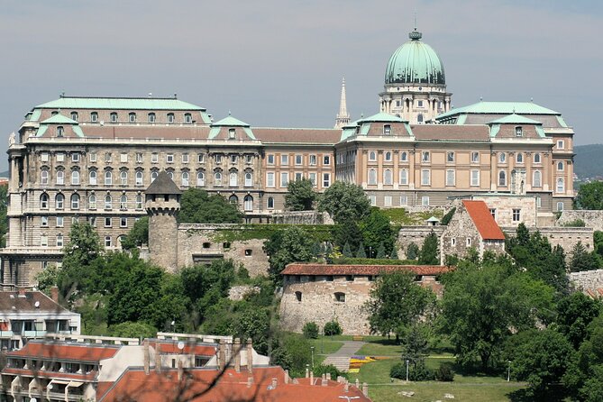 Guided Tour in Budapest Castle District - Starting at Szentháromság tér: the easiest meeting setup