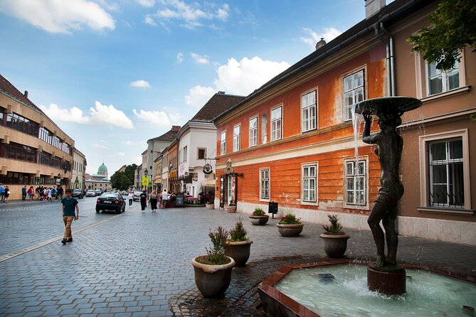 Guided Tour in Budapest Castle District - Stop 1: Buda Castle terraces and Hunyadi Courtyard