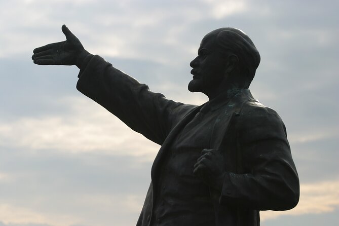 Guided Tour with Admission in Memento Park - What you’re really paying for: value at $30.04