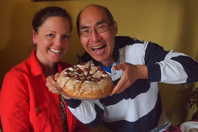 Hungarian lunch/dinner with locals in their home w/ car transfer - Key things to know before you go
