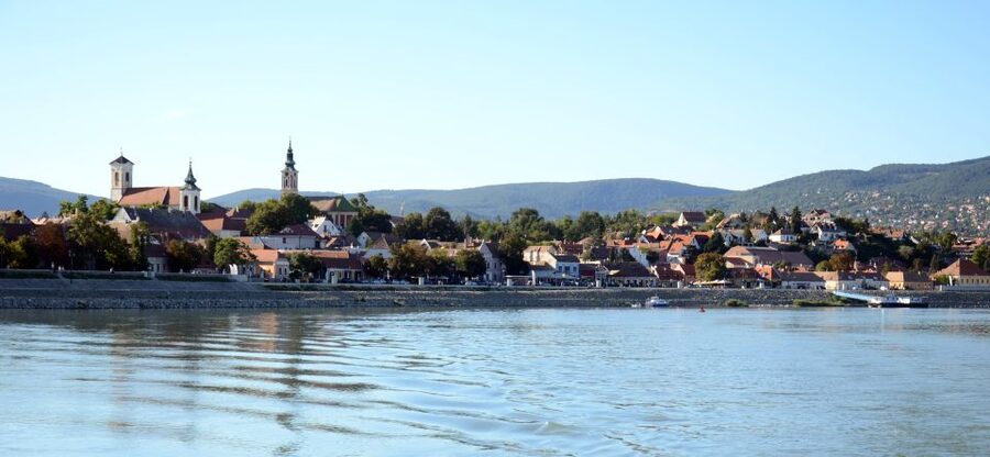Hungary: Full-Day Private Danube Bend Tour - Szentendre’s Baroque streets and craft shopping break