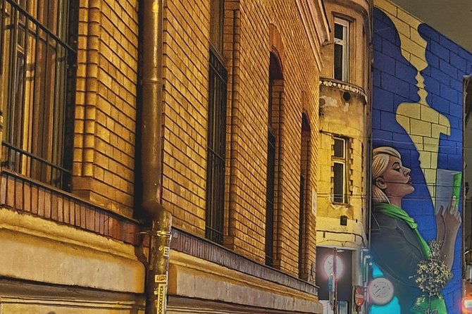 Jewish Budapest Walking Tour - Stop 1: Rumbach Street Synagogue’s beautiful exterior—and why the interior matters
