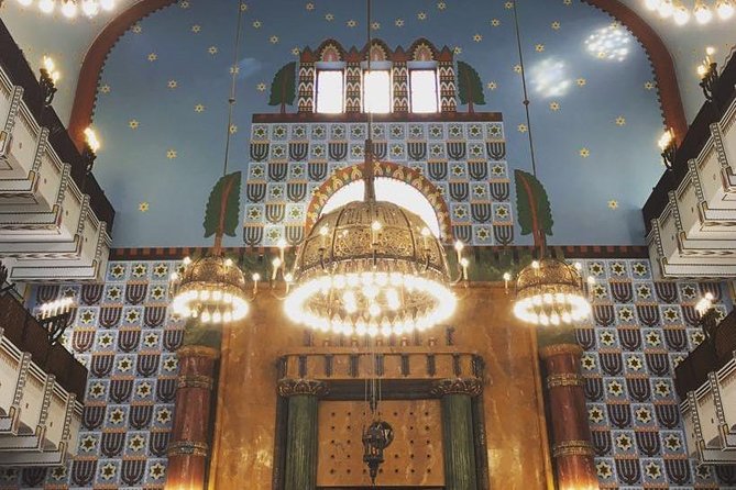 Jewish Budapest Walking Tour - Stop 4: Kazinczy Street Orthodox Synagogue—art nouveau style you can go inside