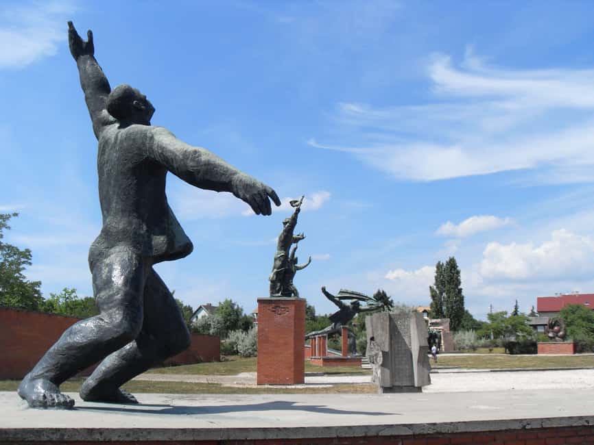 Life Behind the Iron Curtain, the communist Budapest private - House of Terror: when remembrance is built from fear