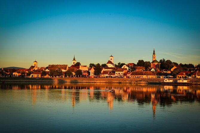 Luxurious, private day cruise with a waterlimousine to Szentendre - Drinks: easy to add, and that’s why some people get surprised
