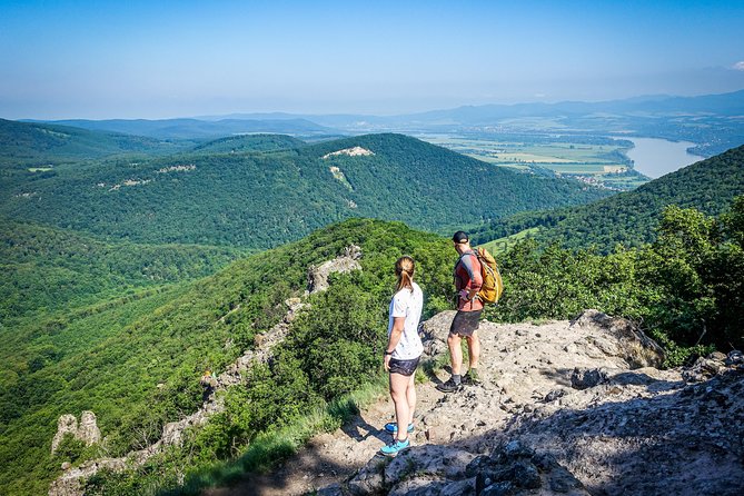 One Day Wonder Hiking Trip - Hotel pickup + a real start in Dömös