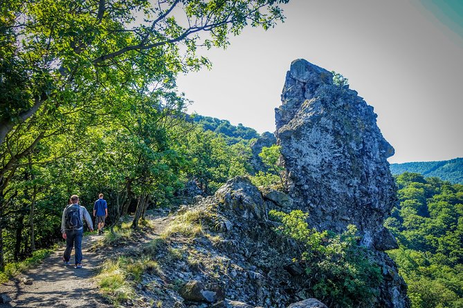 One Day Wonder Hiking Trip - The small-group hiking format (and why that’s a win)