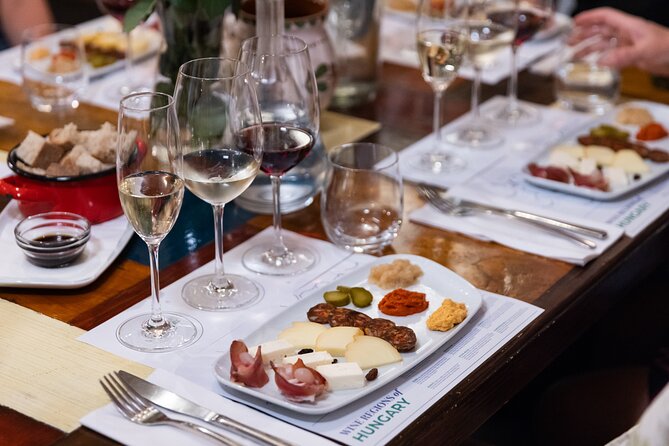 Palace District Evening Culinary, Wine, and History Walk - Key highlights before you go