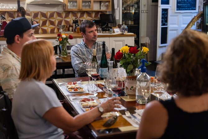 Palace District Evening Culinary, Wine, and History Walk - The Palace District: where architecture and appetite meet