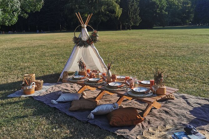 Picnics experience in Hungary - Drinks, music, and the part most people forget: comfort