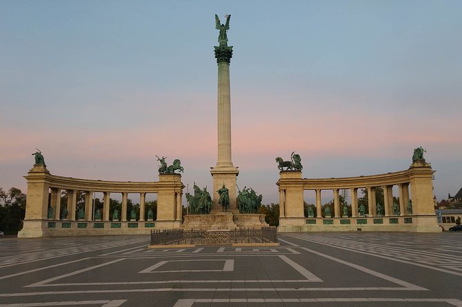 Private 4 Hours Budapest city tour and 3 hours Széchenyi thermal spa relax - Szechenyi Baths: 3 Hours to Soak, Plus Locker Included