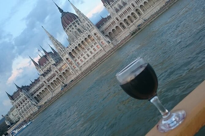 PRIVATE (7 hours) Budapest and Szentendre city tour with lunch and winetasting - Vajdahunyad Castle and the City Park route: passing landmarks you’ll recognize later
