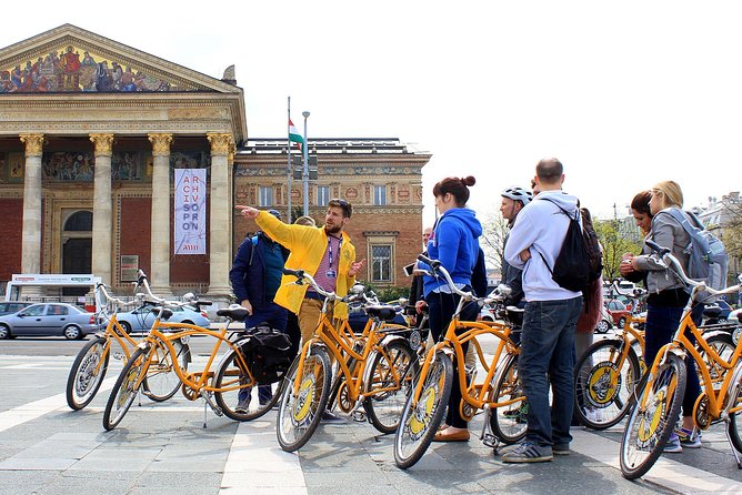 Private Budapest Bike Tour with Cafe Stop - Back Toward Pest: Great Market Hall, National Museum, and Synagogue Views