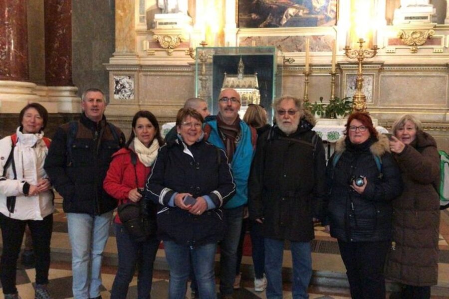 Private Custom Tour with Local Guide Budapest - A private custom walking tour that turns Budapest into a plan