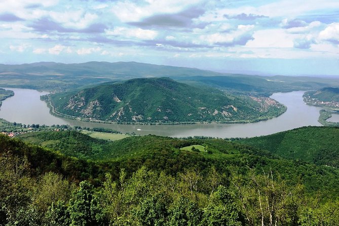 Private Danube Bend Experience with a comfortable air conditioned car - Price and value: what you’re really paying $301.03 for
