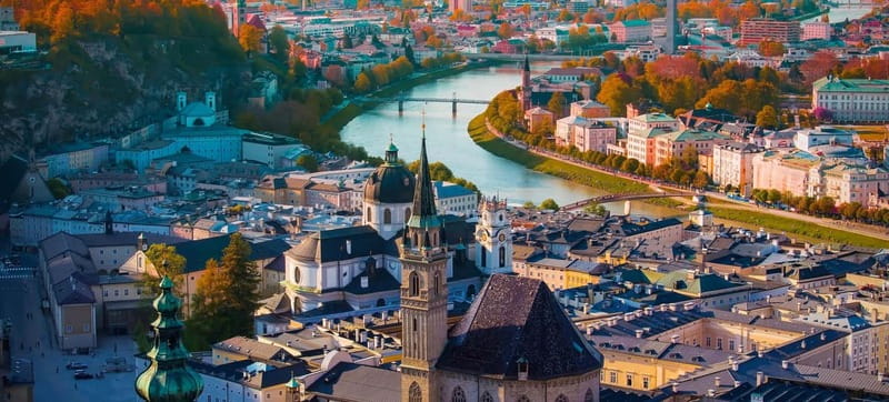 Private day trip: Budapest > Bratislava & Vienna, in English - Vienna: switching gears from Slovak charm to Austrian grandeur