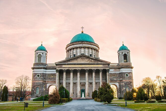Private day trip: Budapest to Szentendre, Visegrad and Esztergom - Three Towns on the Danube Bend in One Day