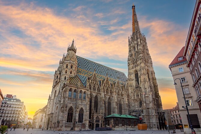 Private day trip from Budapest to Bratislava, Vienna, and back - A private car day between three capitals