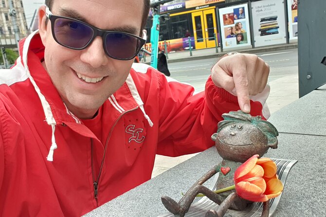 Private Family Friendly Walking Tour with Children in Budapest - Snacks and the optional mini-guide: small perks that matter with kids
