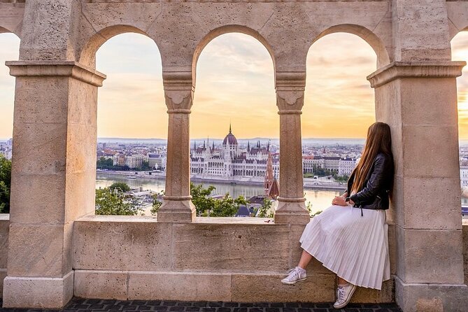 PRIVATE GUIDED Budapest walking tour with coffee break in 120 min - Key Points Worth Knowing