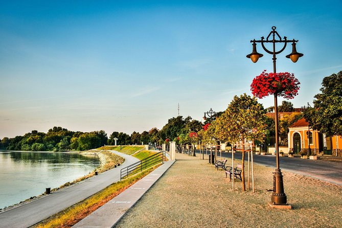 Private Guided Tour to Szentendre & Visegrád Castle (Danube Bend) - Danube Bend without the full-day commitment