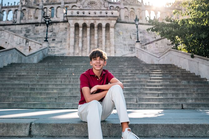 Private photography photo session at Fisherman Bastion - Fisherman Bastion: the 20-minute profile-shot moment
