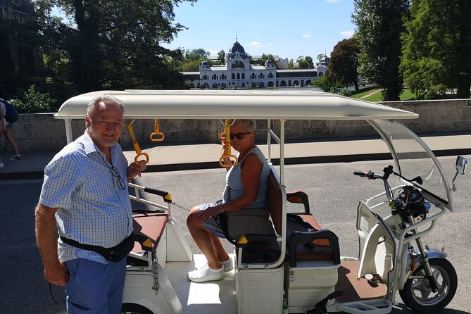 Private Sightseeing Tour using Electric Tuk Tuk Ride in Budapest - Getting your bearings at Oktogon 2 (and how the timing feels)