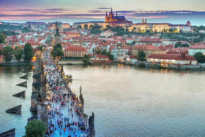 Private Transfer from Budapest to Prague with 2 hours for sightseeing - Vehicle choices: picking the right car for comfort and luggage