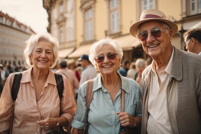 Private transfer from Budapest to Prague with 2h for sightseeing - The day schedule that keeps you comfortable (7 to 8 hours)