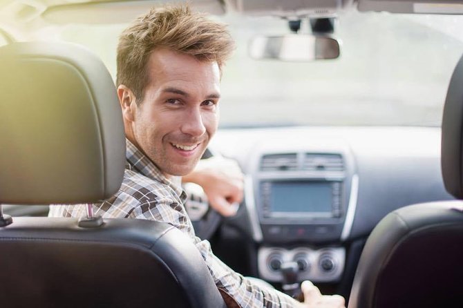 Private transfer from Budapest to Prague with 2h for sightseeing - What’s included, and what you’ll need to handle yourself