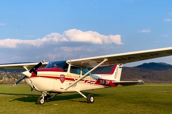 Sightseeing flight over Budapest - Budapest from the air: why the Danube beats a bus tour