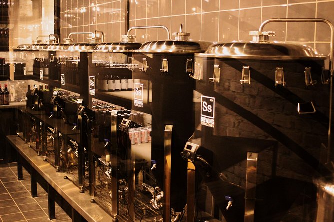 SÖR - The Ultimate Budapest Craft Beer Tour - Meeting at Madách Imre tér: starting smart in District 7