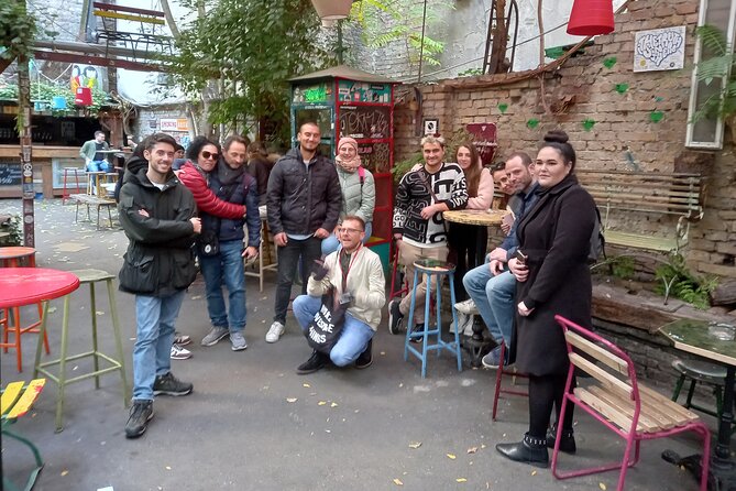 Street Art and Alternative Tour in Budapest - Ending at Szimpla Kert: a ruin bar finish with real atmosphere