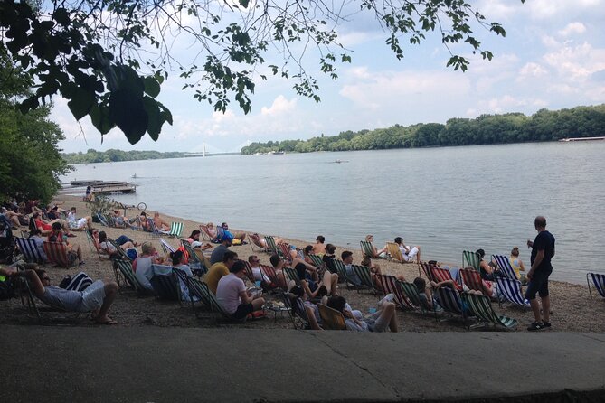 Szentendre: Self-guided Bicycle Tour with optional boat transfer - Weekend Return by Boat to Vigadó (and How to Not Miss Your Stop)