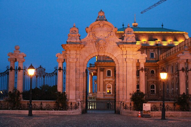 True Crime Walking Tour in the Buda Castle district - Buda Hill Funicular Stop: Ending With Options (Not Just a Finish)