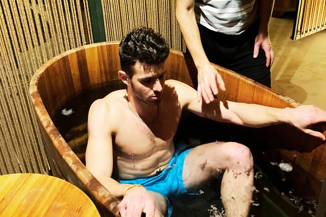 Unique Ice bath experience at Lukács BeerSpa - Locker and shower: the unglamorous part that makes the trip smooth