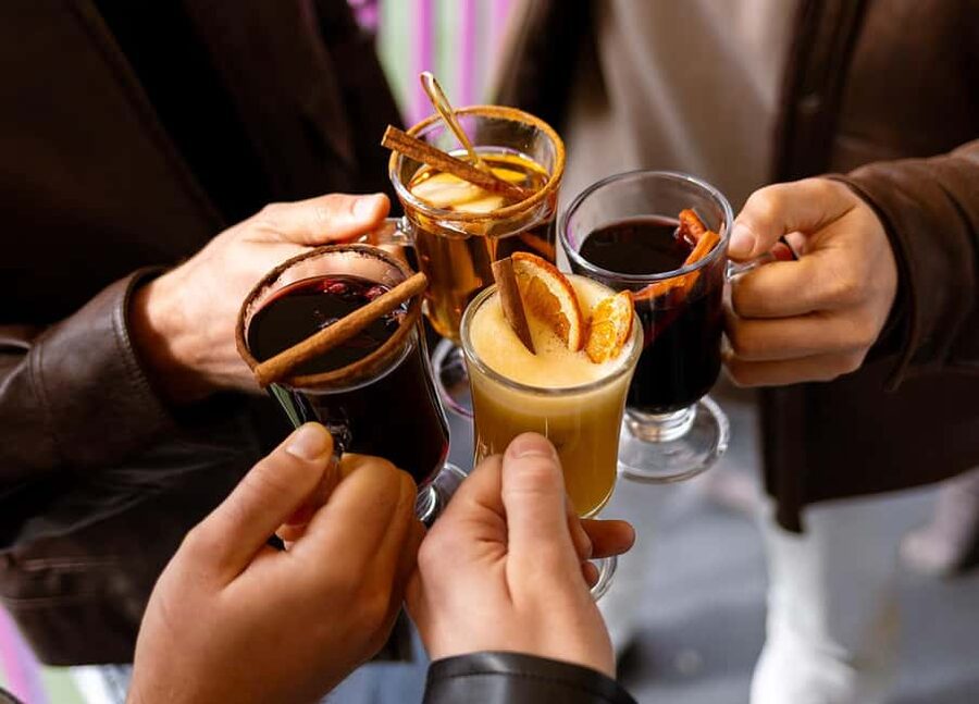 Unlimited Mulled Wine Cruise - Where to meet: finding Silverline at Dock #11 by Elizabeth Bridge