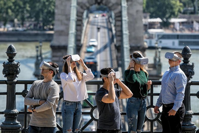 Virtual Reality Walking Tour - The experience that people rave about: narration plus VR visuals