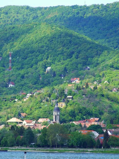 Visegrád Hike & Castle Tour with Ferry from Budapest - What to pack and how to pace yourself (so the hike stays fun)