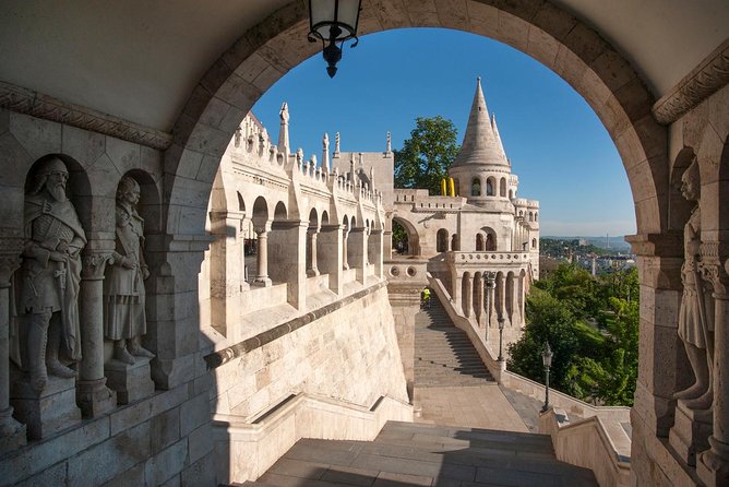 Walk in Buda with Hospital in the Rock Underground Cave Visit - Meeting at Szentháromság tér and How the Small-Group Pace Works