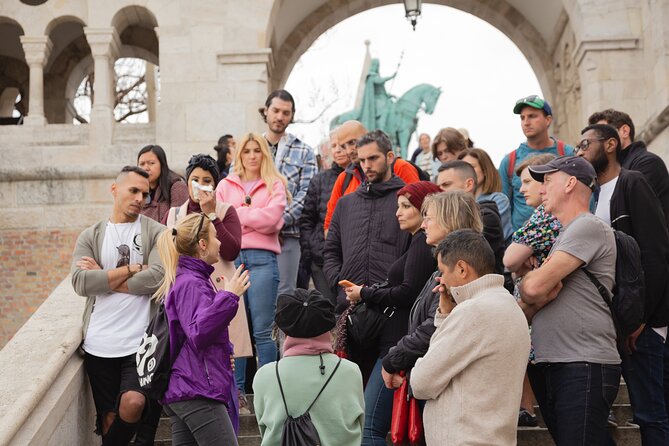 Walking tour in the Buda Castle incl. Fisherman's Bastion - King Matthias fountain legend and the Buda Castle ruins
