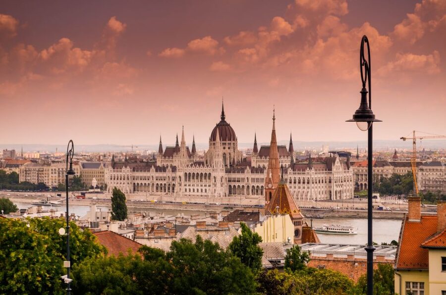 Welcome to BUDA and PEST Private Walking tour - Meeting your guide: private, flexible, and built for comfort