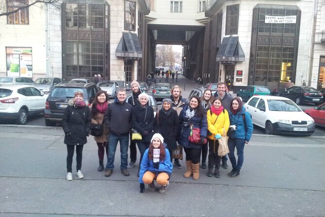 Welcome to Budapest Evening Walk - Walking the Danube promenade toward Buda Castle and Gellért Hill